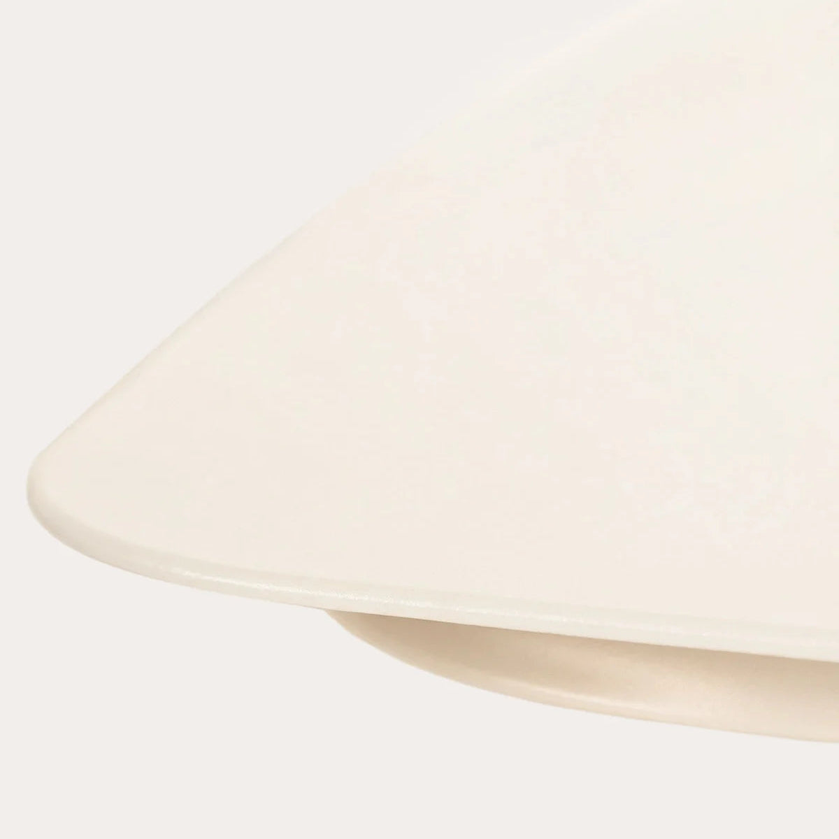 Billy cream standing table